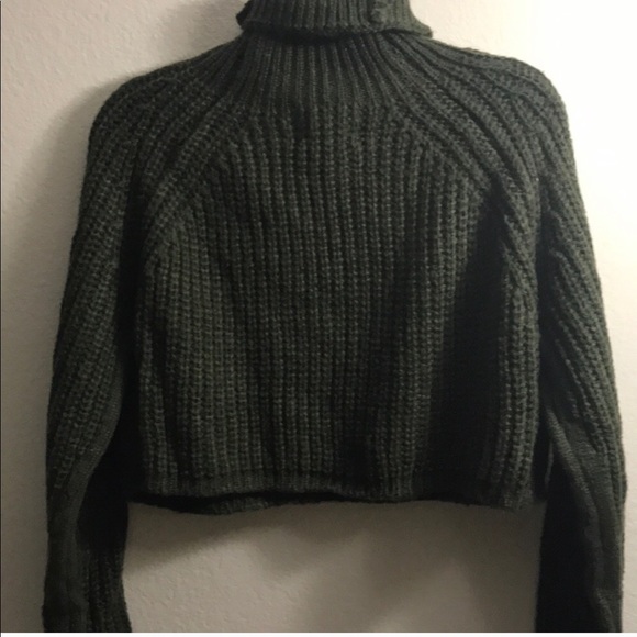 NWT🎈LF chunky LAST 1 turtleneck cropped sweater - Picture 3 of 4